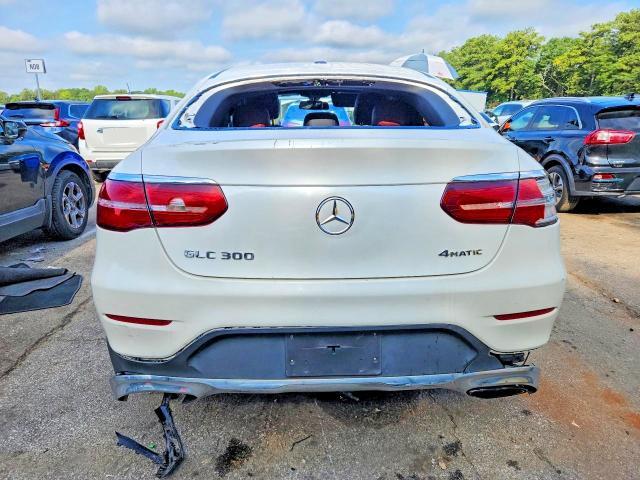 2017 MERCEDES-BENZ GLC COUPE 300 4MATIC — Фото 6 из 12