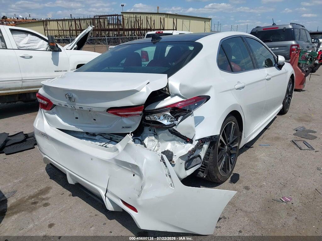 4T1B61HKXJU038134 2018 TOYOTA CAMRY photo no. 4