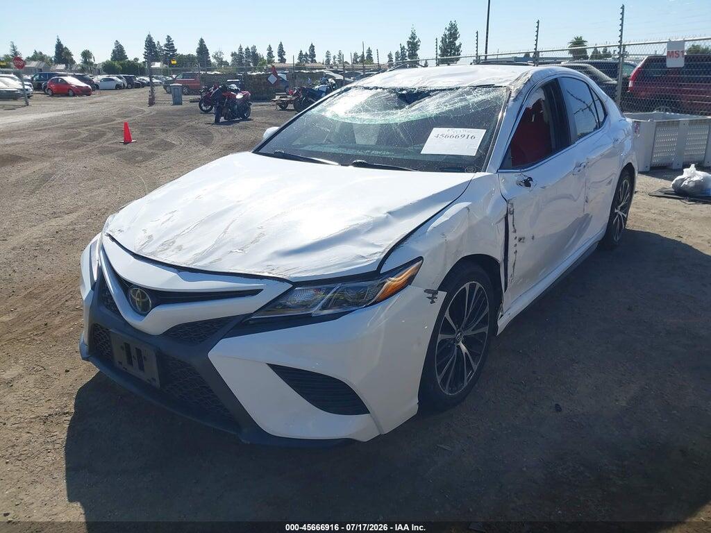 4T1B11HK8JU094927 2018 TOYOTA CAMRY photo no. 2