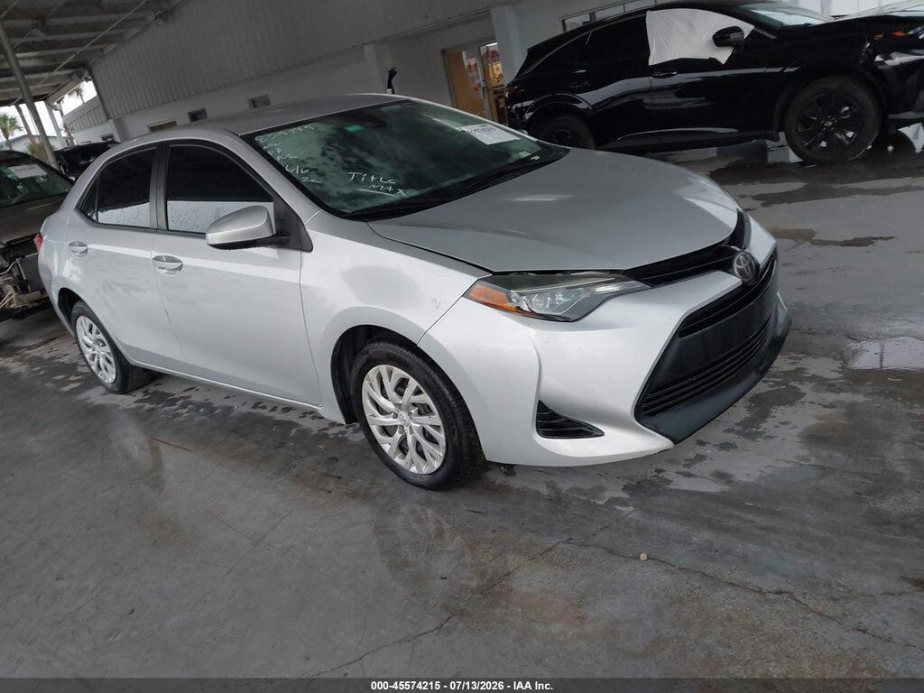 5YFBURHE9JP839749 2018 TOYOTA COROLLA photo no. 1