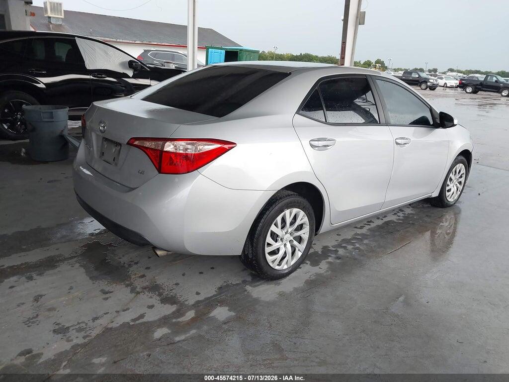 5YFBURHE9JP839749 2018 TOYOTA COROLLA photo no. 4