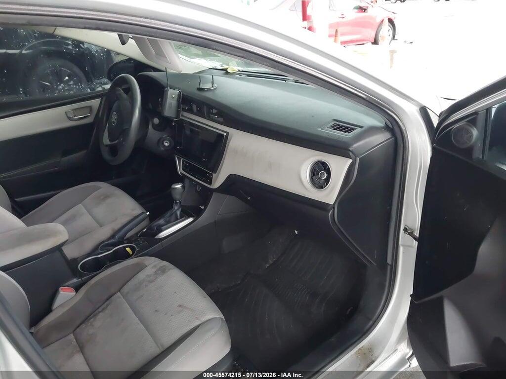 5YFBURHE9JP839749 2018 TOYOTA COROLLA photo no. 5