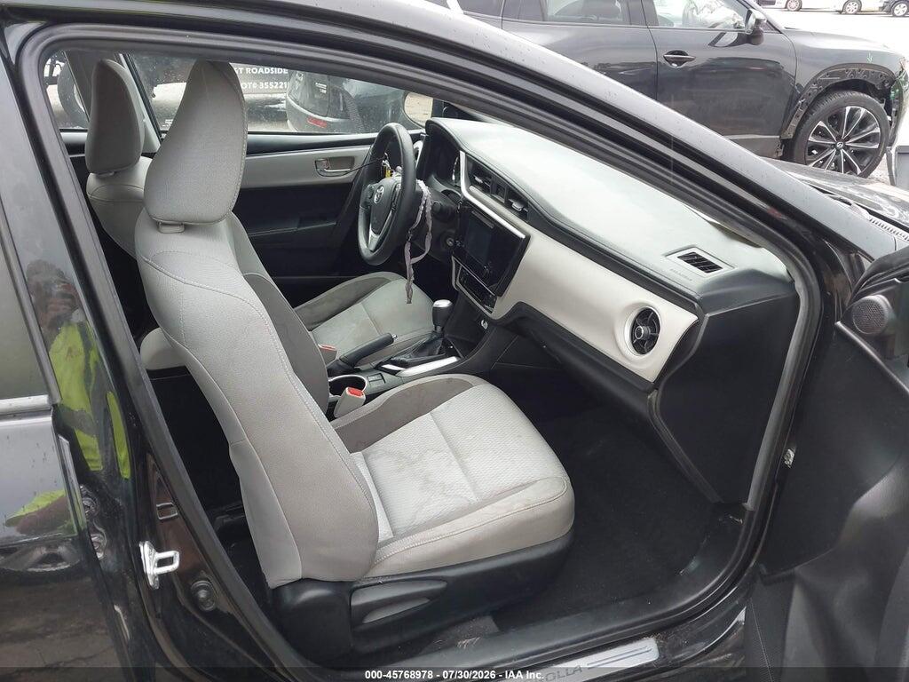 5YFBURHE8JP805561 2018 TOYOTA COROLLA photo no. 5