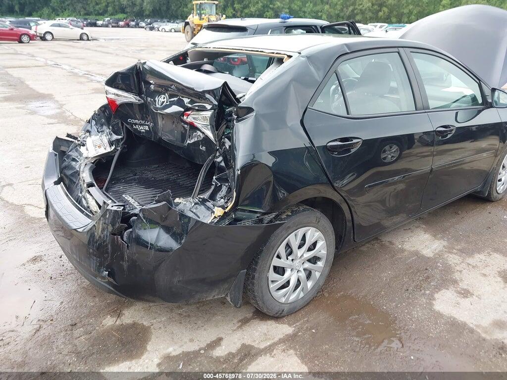 5YFBURHE8JP805561 2018 TOYOTA COROLLA photo no. 6