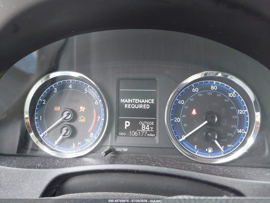 5YFBURHE8JP805561 2018 TOYOTA COROLLA photo no. 7