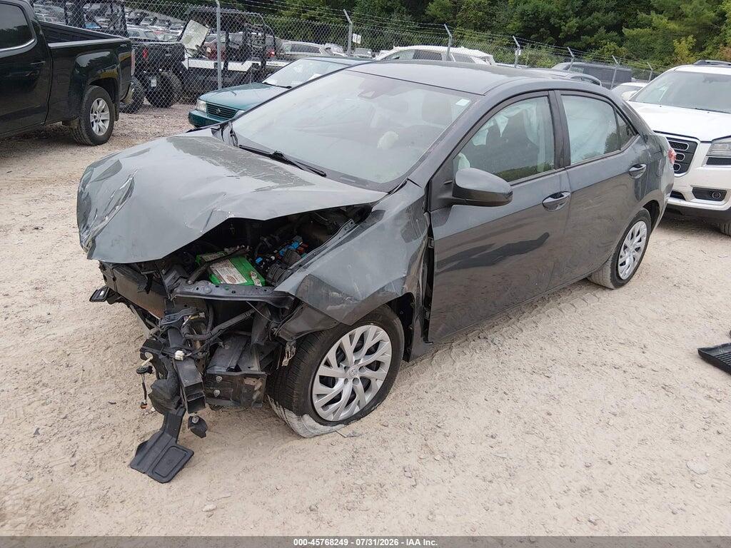 2T1BURHE5JC993827 2018 TOYOTA COROLLA photo no. 2