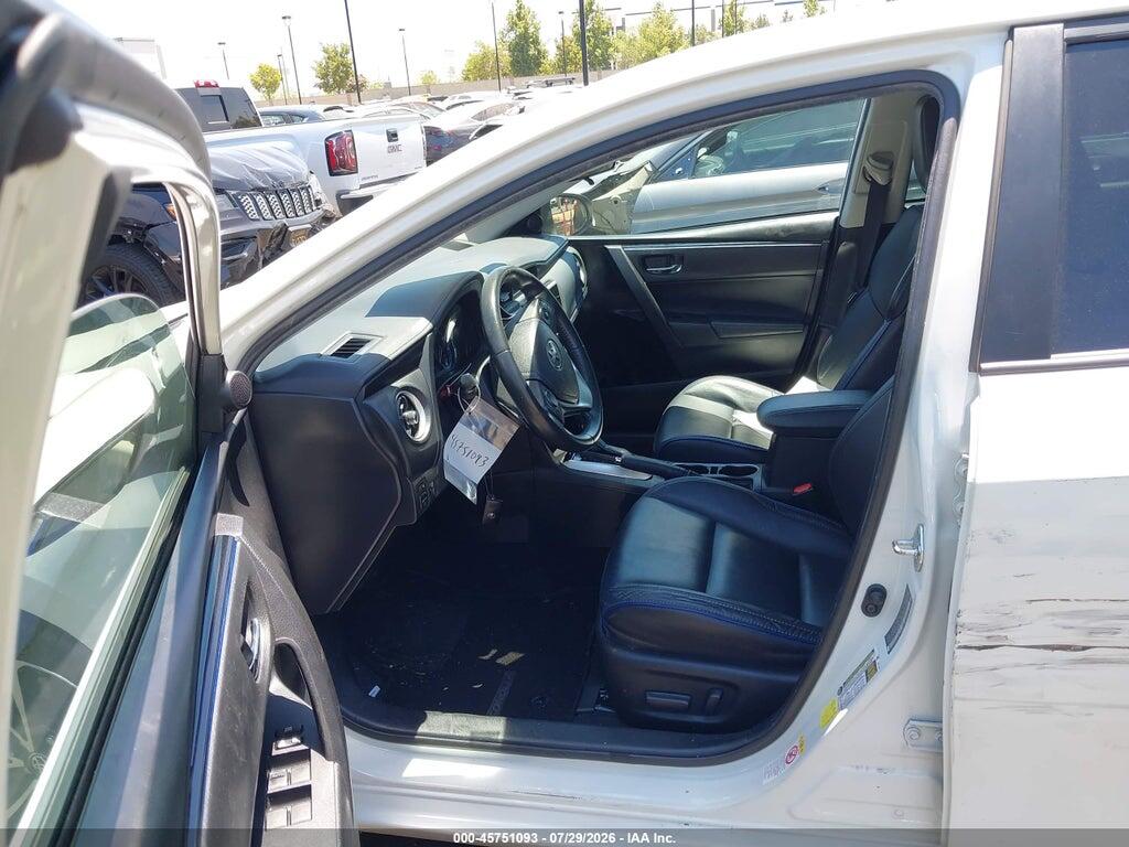 5YFBURHEXJP776967 2018 TOYOTA COROLLA photo no. 5