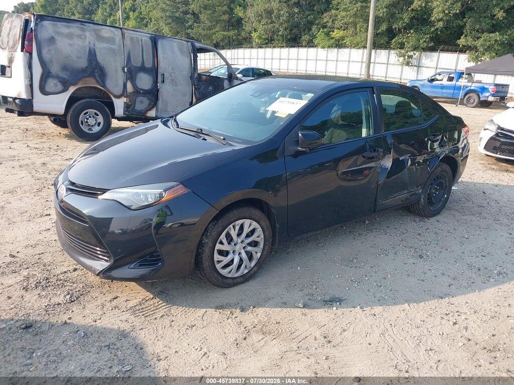 5YFBURHE3JP814751 2018 TOYOTA COROLLA photo no. 2