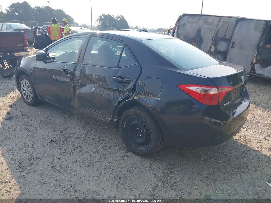 5YFBURHE3JP814751 2018 TOYOTA COROLLA photo no. 3