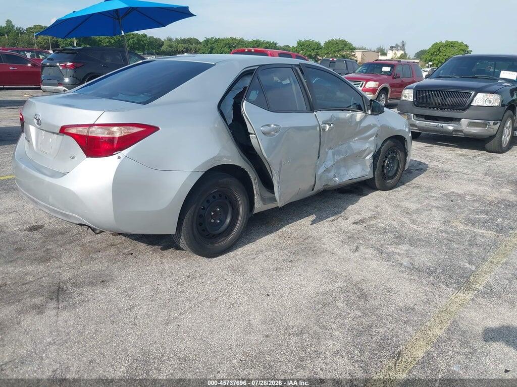 5YFBURHE7JP761214 2018 TOYOTA COROLLA photo no. 4