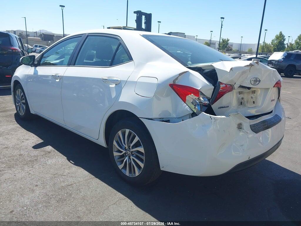 5YFBURHE2JP846932 2018 TOYOTA COROLLA photo no. 3