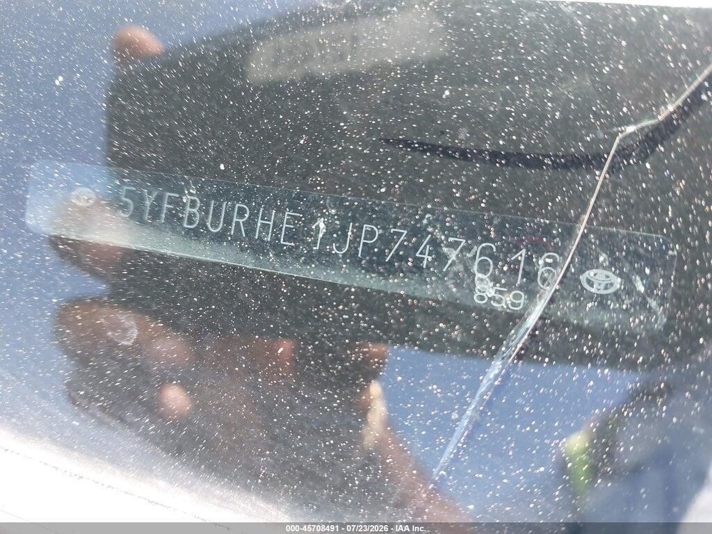 5YFBURHE1JP747616 2018 TOYOTA COROLLA photo no. 9
