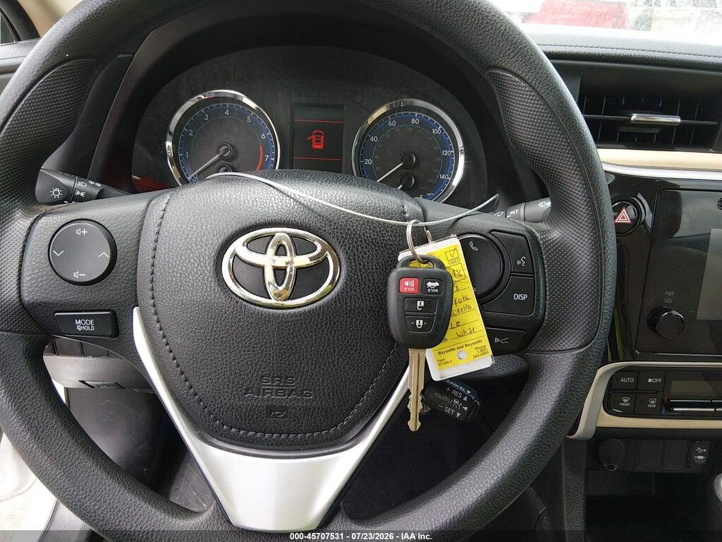 5YFBURHEXJP829098 2018 TOYOTA COROLLA photo no. 11
