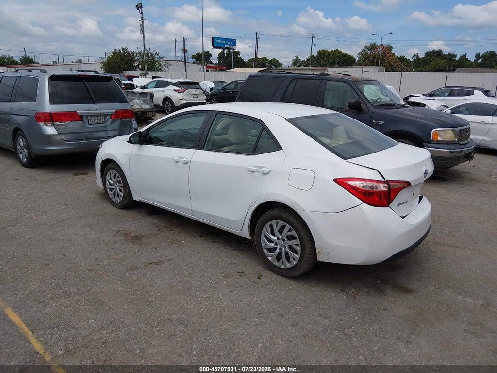 5YFBURHEXJP829098 2018 TOYOTA COROLLA photo no. 3