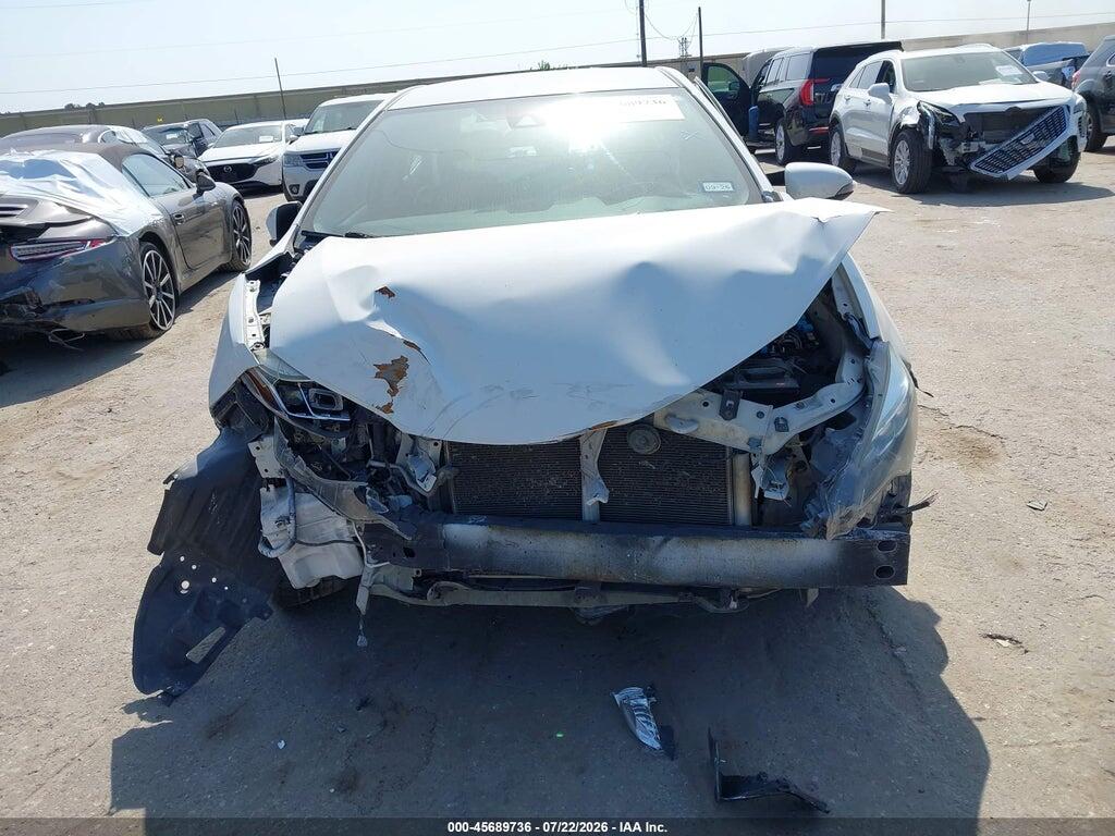 5YFBURHE0JP829627 2018 TOYOTA COROLLA photo no. 12
