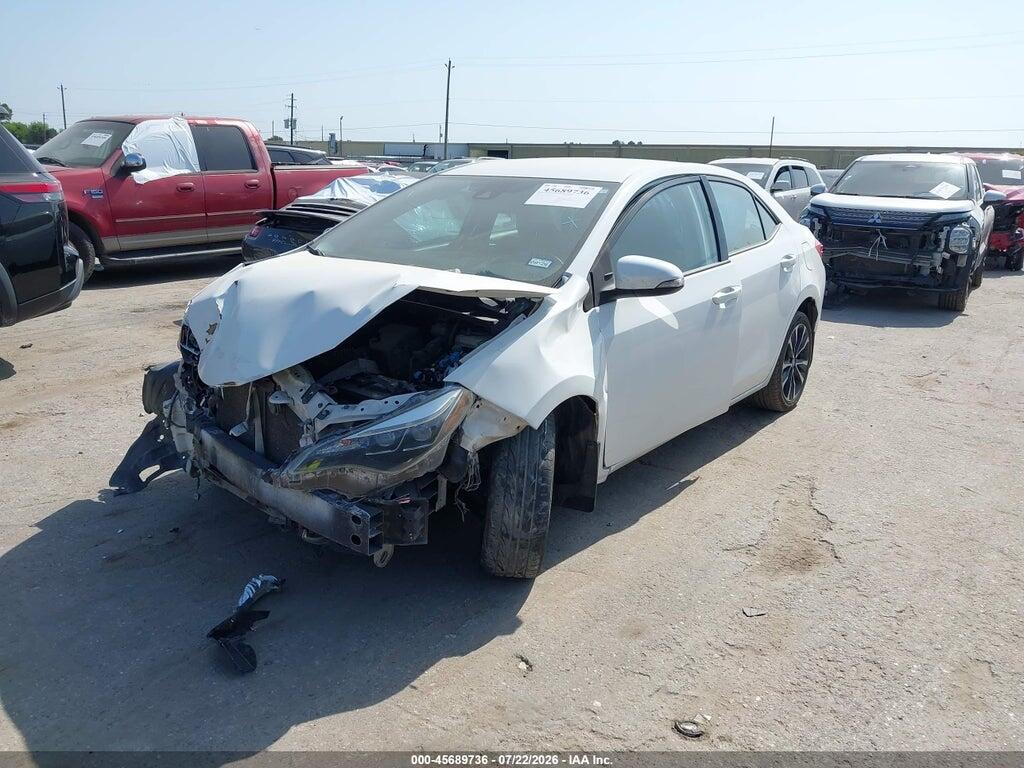 5YFBURHE0JP829627 2018 TOYOTA COROLLA photo no. 2