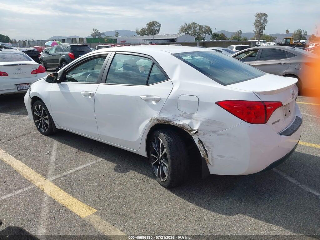 2T1BURHE3JC110520 2018 TOYOTA COROLLA photo no. 3