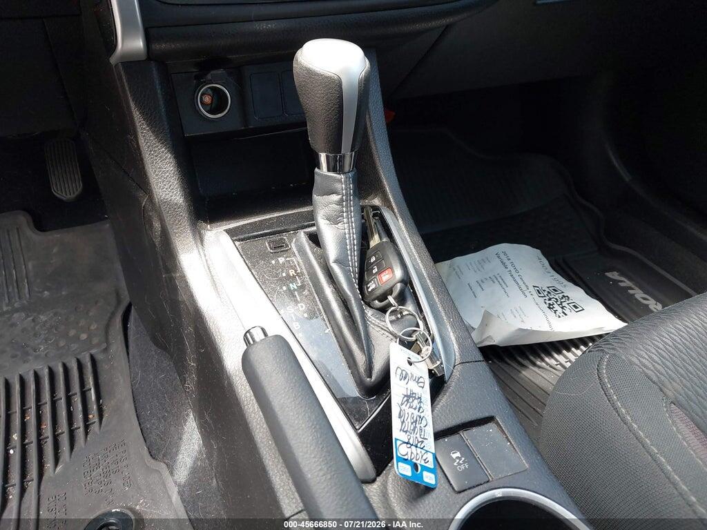 5YFBURHEXJP746741 2018 TOYOTA COROLLA photo no. 11