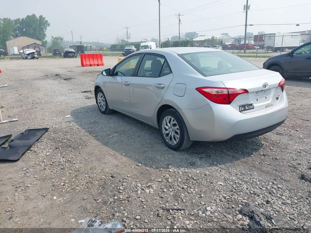 5YFBURHE8JP744647 2018 TOYOTA COROLLA photo no. 3