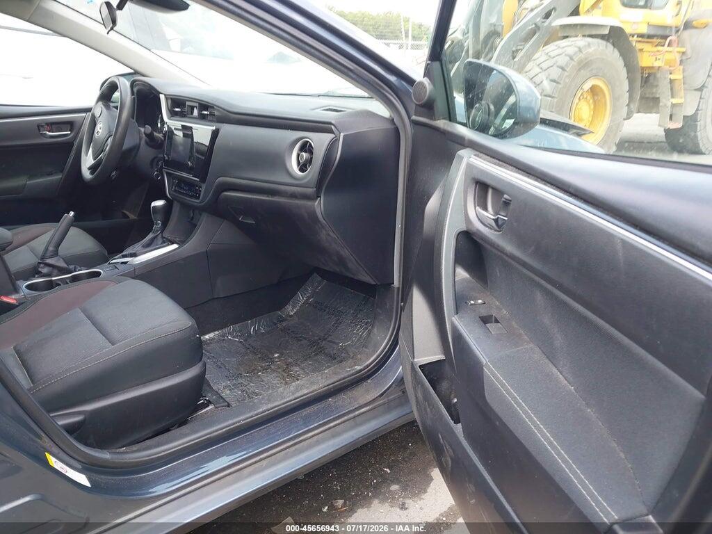 5YFBURHE5JP791103 2018 TOYOTA COROLLA photo no. 5
