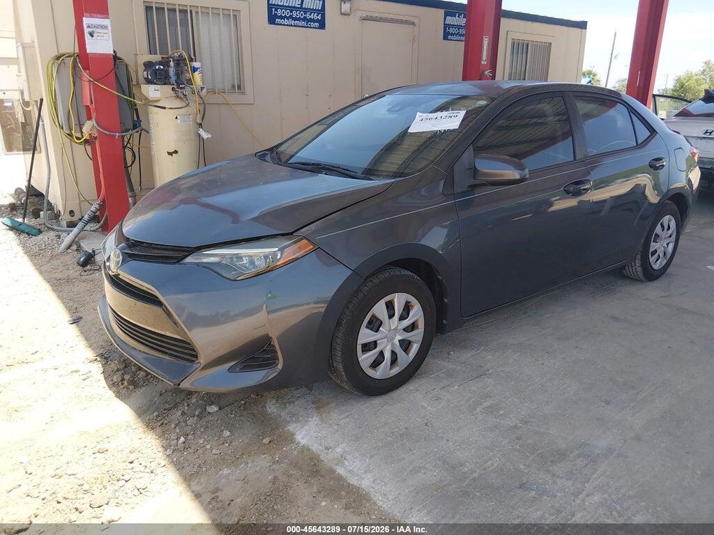 5YFBURHE6JP797993 2018 TOYOTA COROLLA photo no. 2