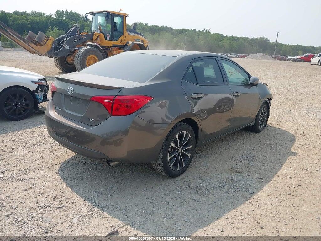 5YFBURHE2JP758382 2018 TOYOTA COROLLA photo no. 4