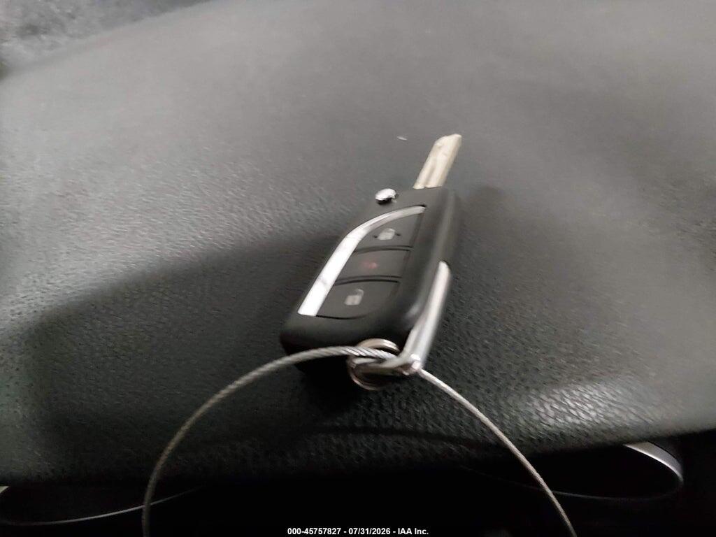 JTNKARJE5JJ574900 2018 TOYOTA COROLLA IM photo no. 11