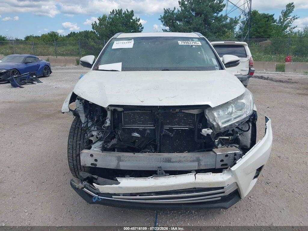 5TDJGRFH6JS039160 2018 TOYOTA HIGHLANDER photo no. 12