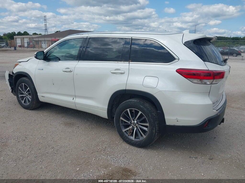5TDJGRFH6JS039160 2018 TOYOTA HIGHLANDER photo no. 3