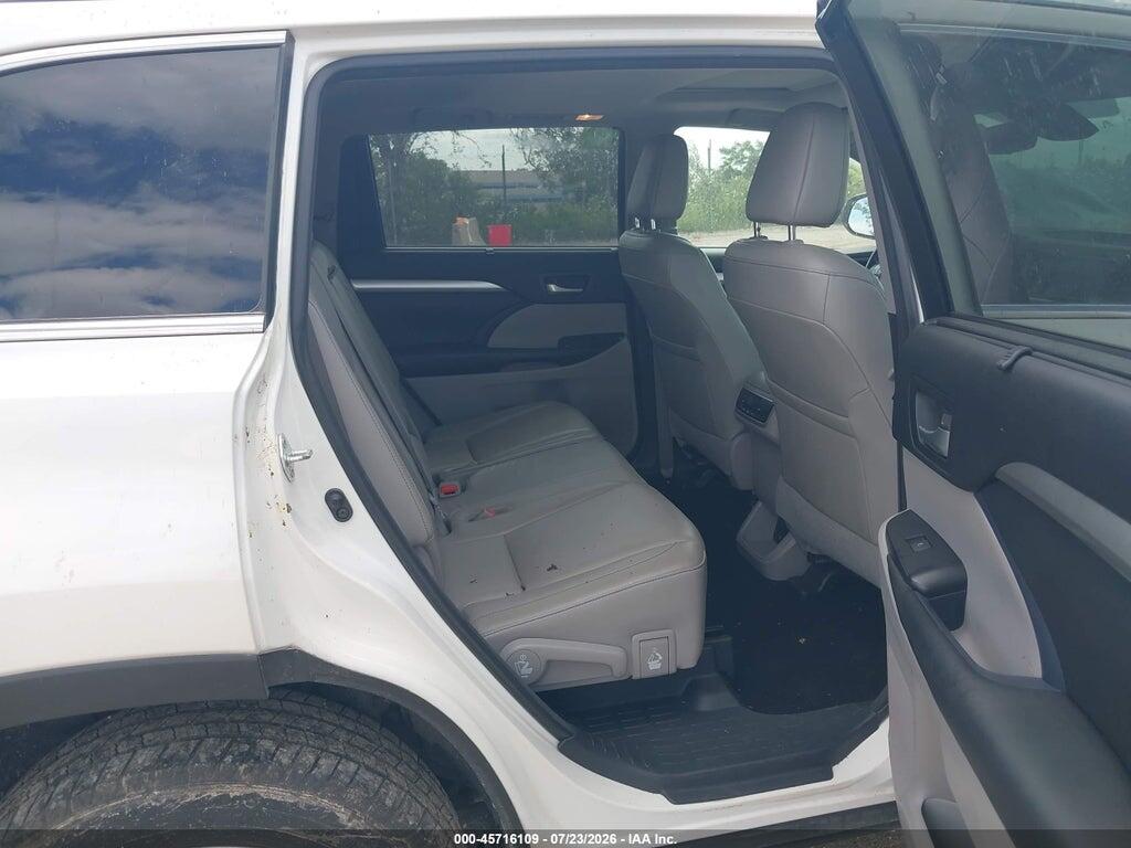 5TDJGRFH6JS039160 2018 TOYOTA HIGHLANDER photo no. 8