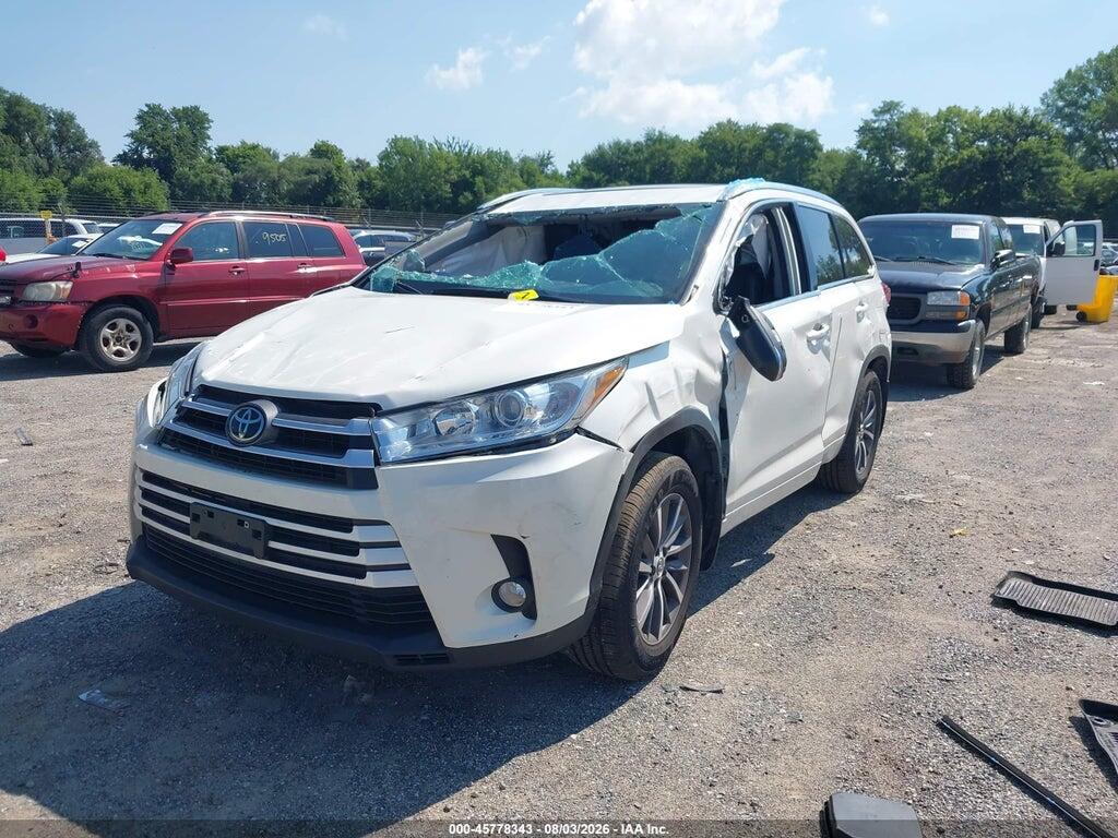 5TDJZRFH0JS556707 2018 TOYOTA HIGHLANDER photo no. 2