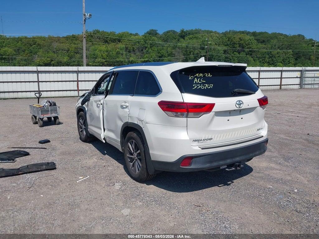 5TDJZRFH0JS556707 2018 TOYOTA HIGHLANDER photo no. 3