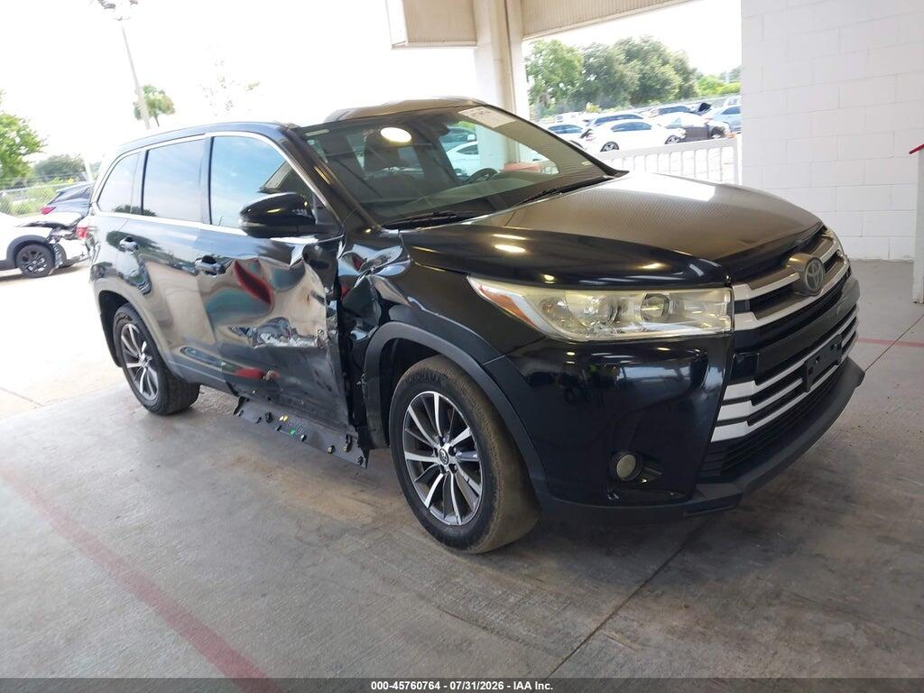 5TDJZRFH2JS830019 2018 TOYOTA HIGHLANDER photo no. 1