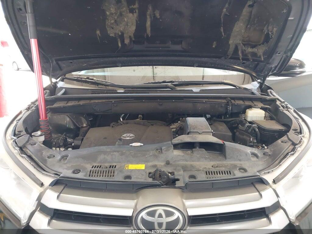5TDJZRFH2JS830019 2018 TOYOTA HIGHLANDER photo no. 10