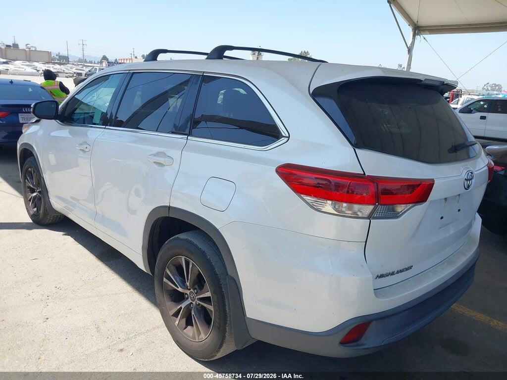 5TDZARFH4JS034768 2018 TOYOTA HIGHLANDER photo no. 3
