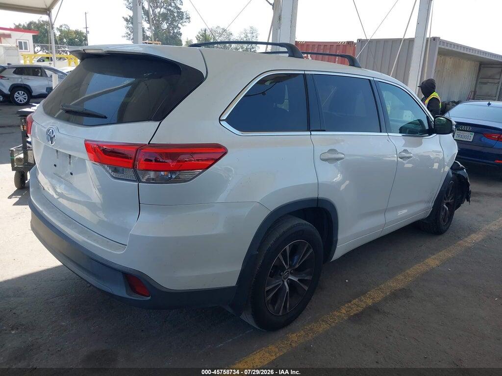 5TDZARFH4JS034768 2018 TOYOTA HIGHLANDER photo no. 4