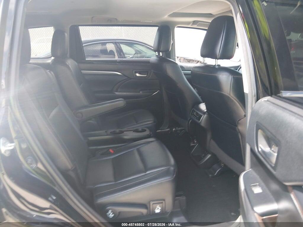 5TDYZRFH9JS256162 2018 TOYOTA HIGHLANDER photo no. 8