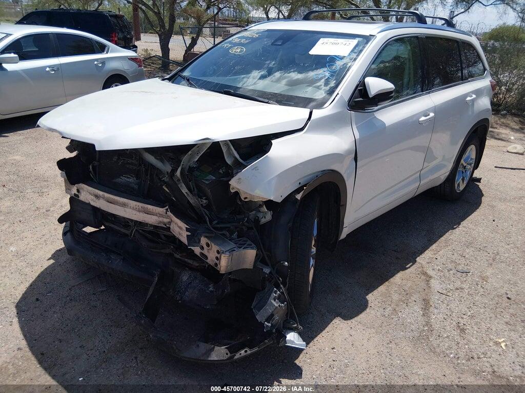 5TDDZRFH3JS910748 2018 TOYOTA HIGHLANDER photo no. 2