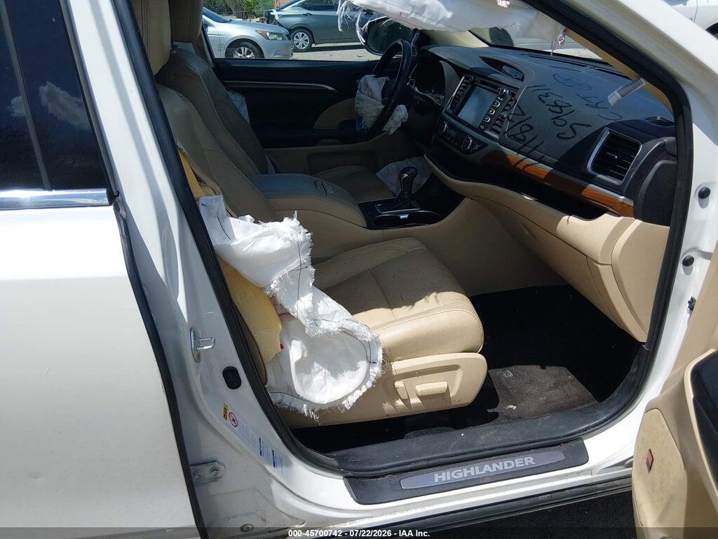 5TDDZRFH3JS910748 2018 TOYOTA HIGHLANDER photo no. 5