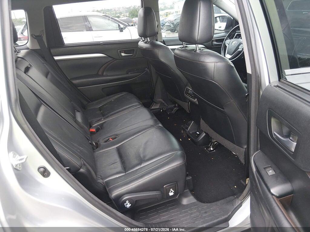 5TDJZRFH3JS550299 2018 TOYOTA HIGHLANDER photo no. 8