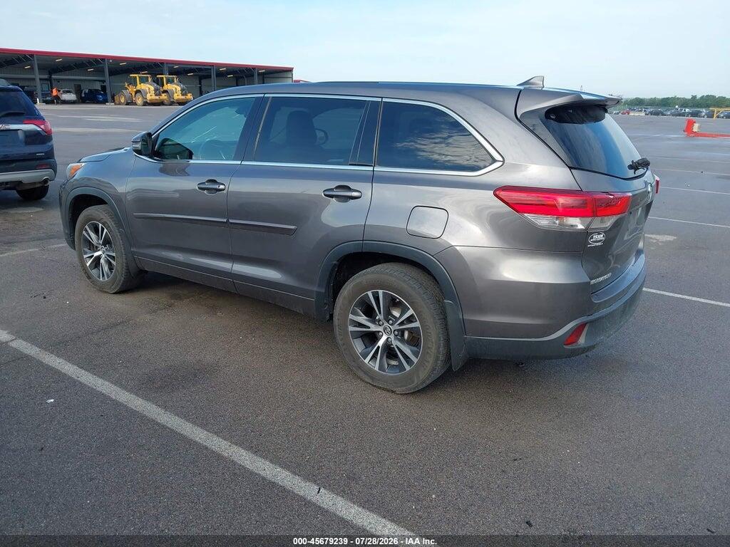 5TDBZRFH1JS486767 2018 TOYOTA HIGHLANDER photo no. 3