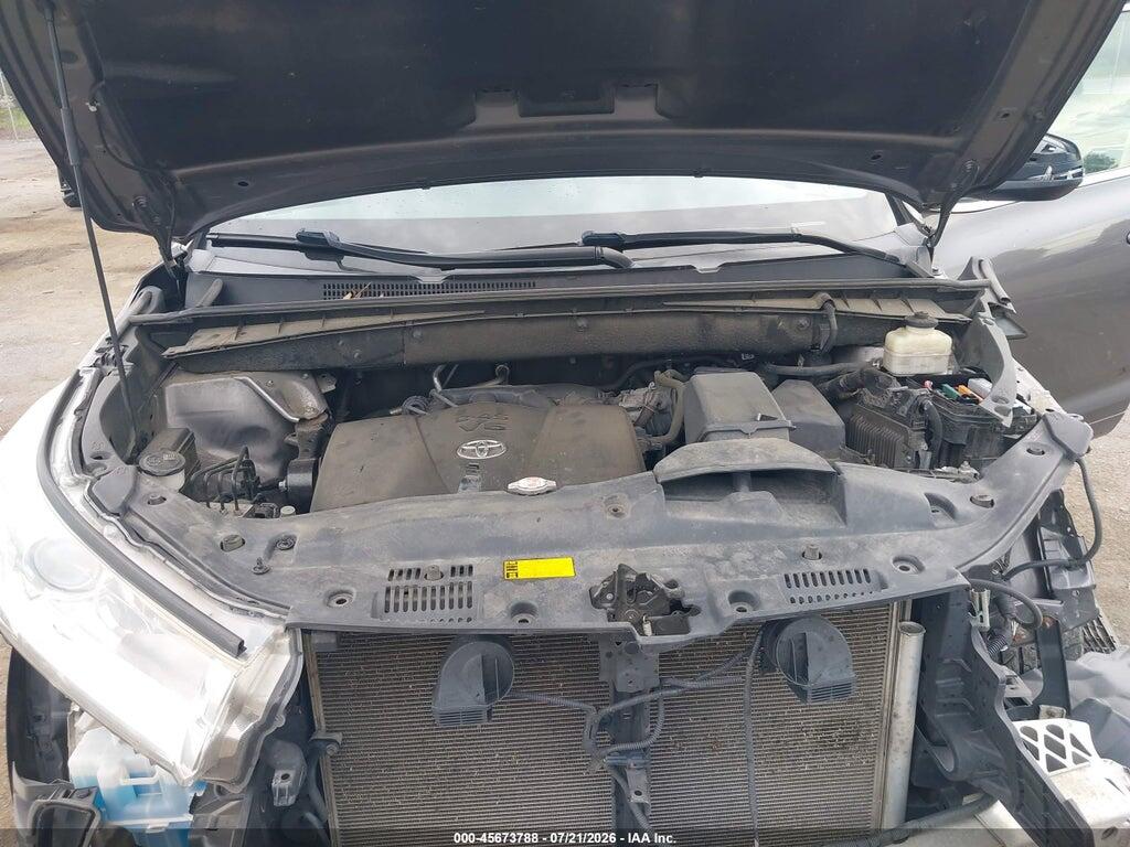 5TDZZRFH2JS245086 2018 TOYOTA HIGHLANDER photo no. 10