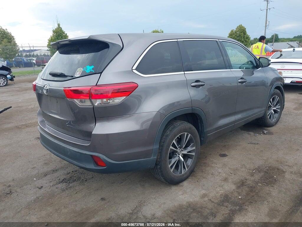 5TDZZRFH2JS245086 2018 TOYOTA HIGHLANDER photo no. 4