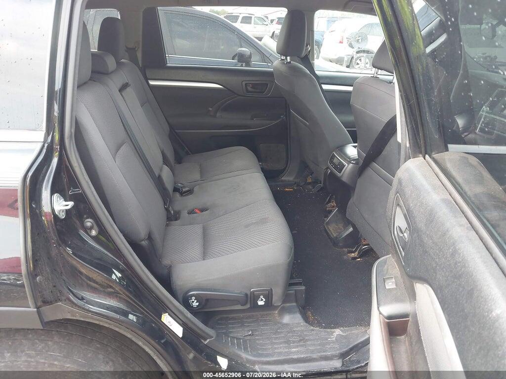 5TDBZRFH2JS864949 2018 TOYOTA HIGHLANDER photo no. 8