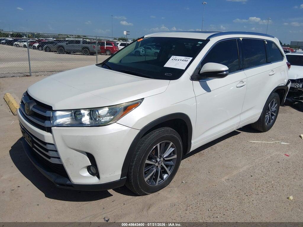 5TDKZRFH1JS534087 2018 TOYOTA HIGHLANDER photo no. 2