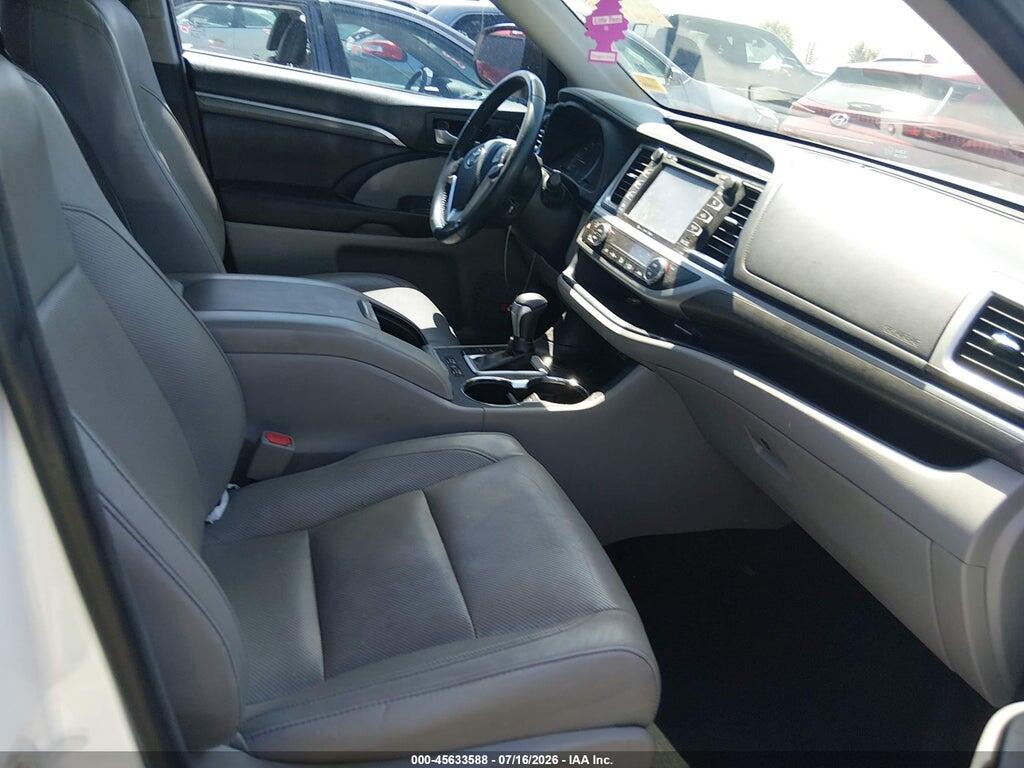 5TDYZRFH5JS256790 2018 TOYOTA HIGHLANDER photo no. 5