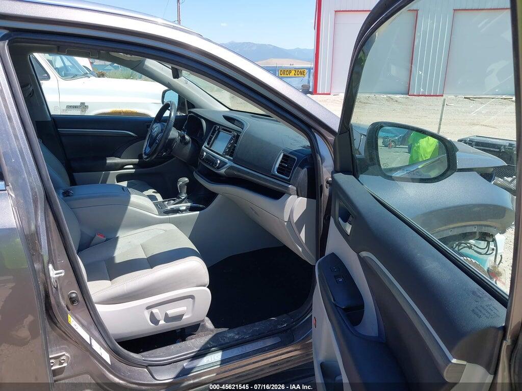 5TDDZRFH4JS910628 2018 TOYOTA HIGHLANDER photo no. 5