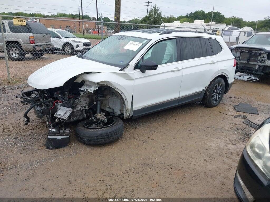 3VV2B7AX2LM038873 2020 VOLKSWAGEN TIGUAN photo no. 2