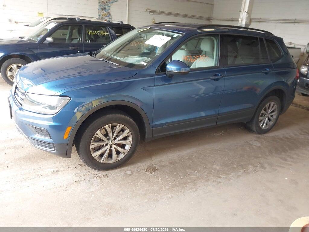 3VV0B7AX3LM143364 2020 VOLKSWAGEN TIGUAN photo no. 2