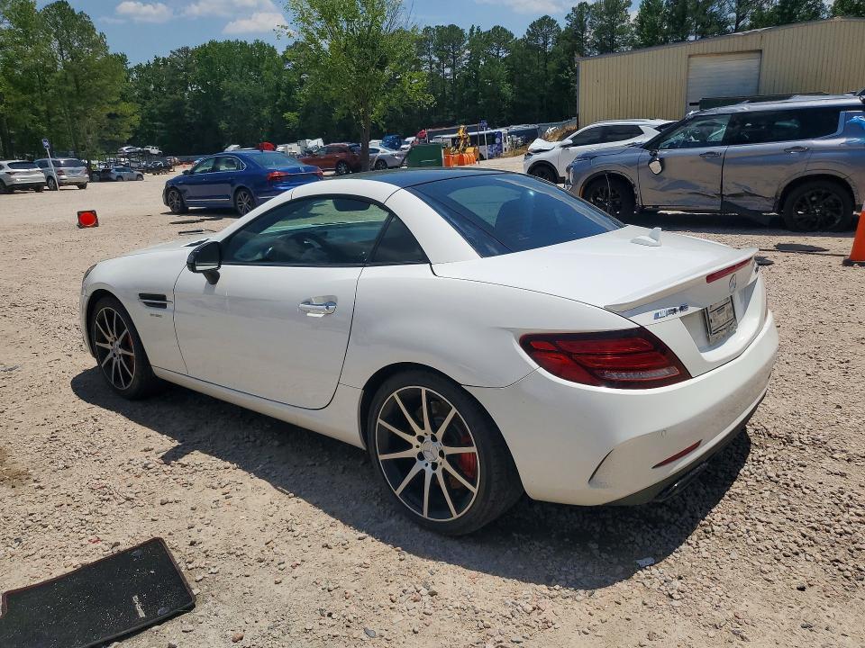 2017 MERCEDES-BENZ SLC 43 AMG — Фото 2 из 12